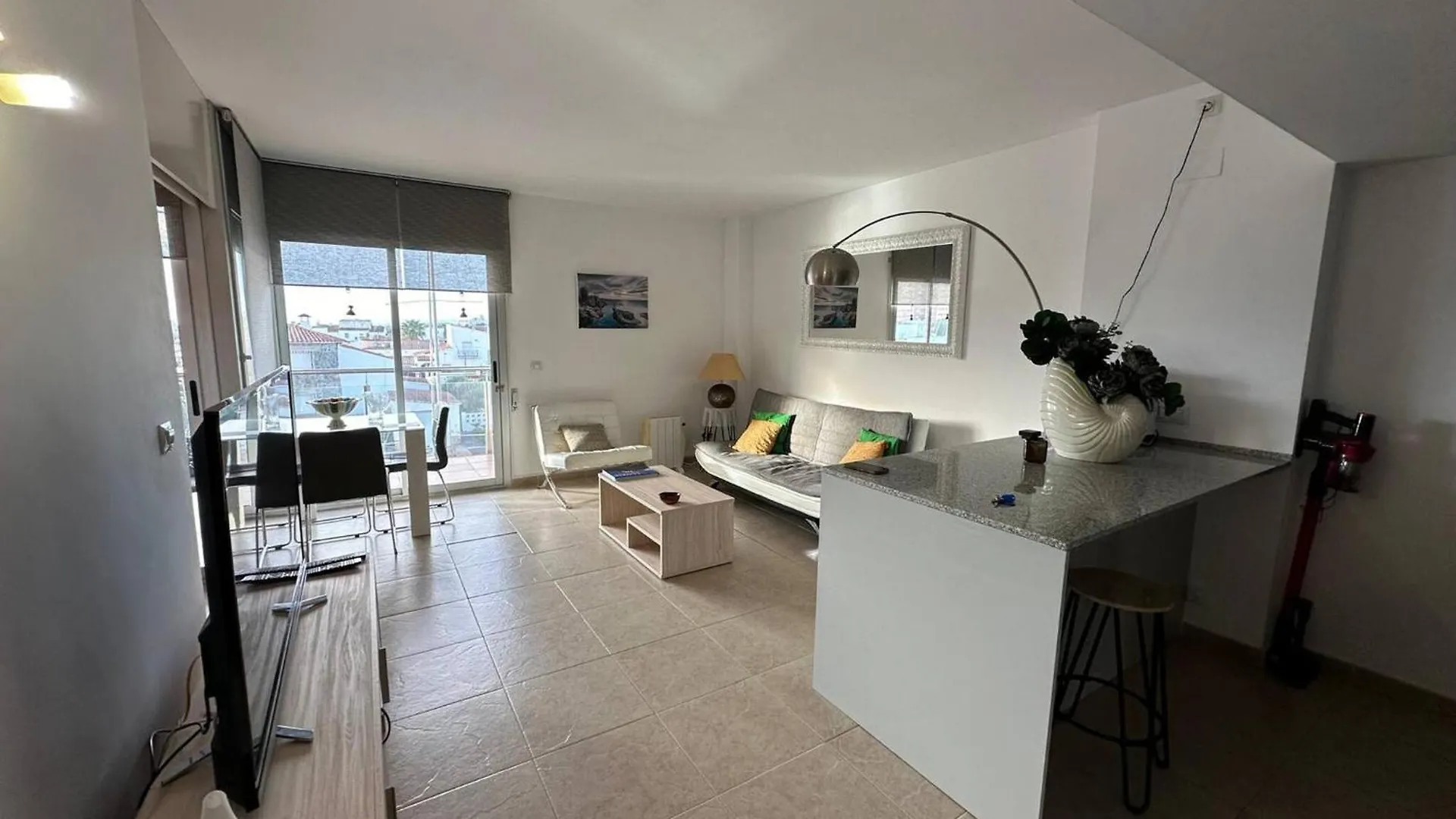 Apartamento En Roses Con Vistas Al Canal Y Piscina Apartmán